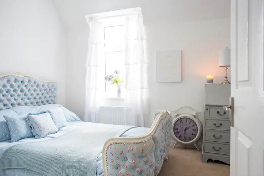 Master bedroom at Cariad Cottage