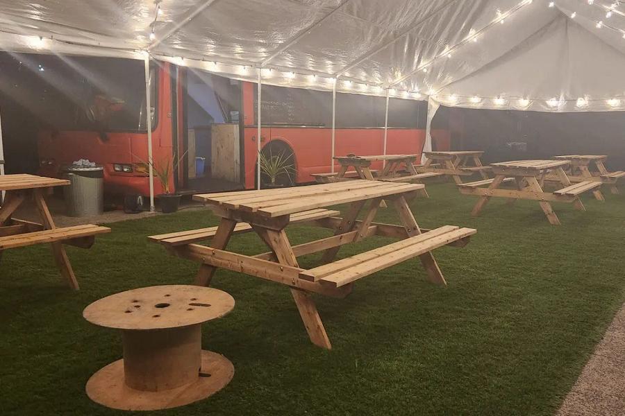 Outdoor dining at The Steakcoach