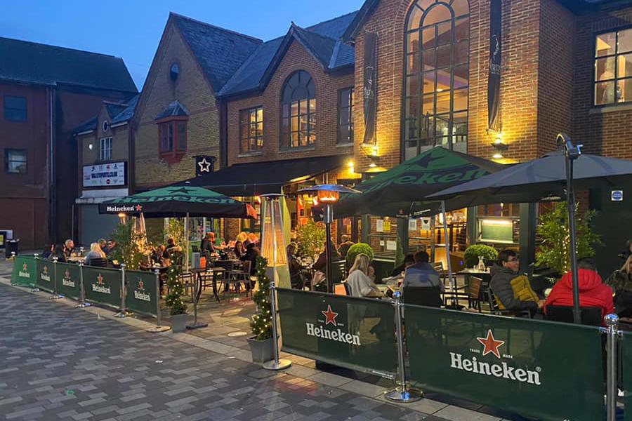 Night time at Alfred's Bar and Grill