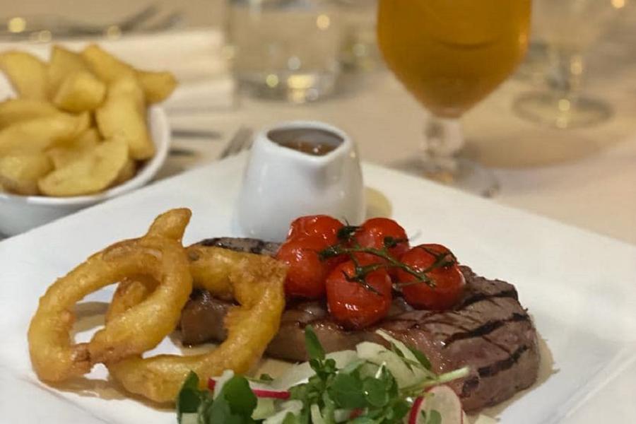 Classic meals at the Blueberry Inn