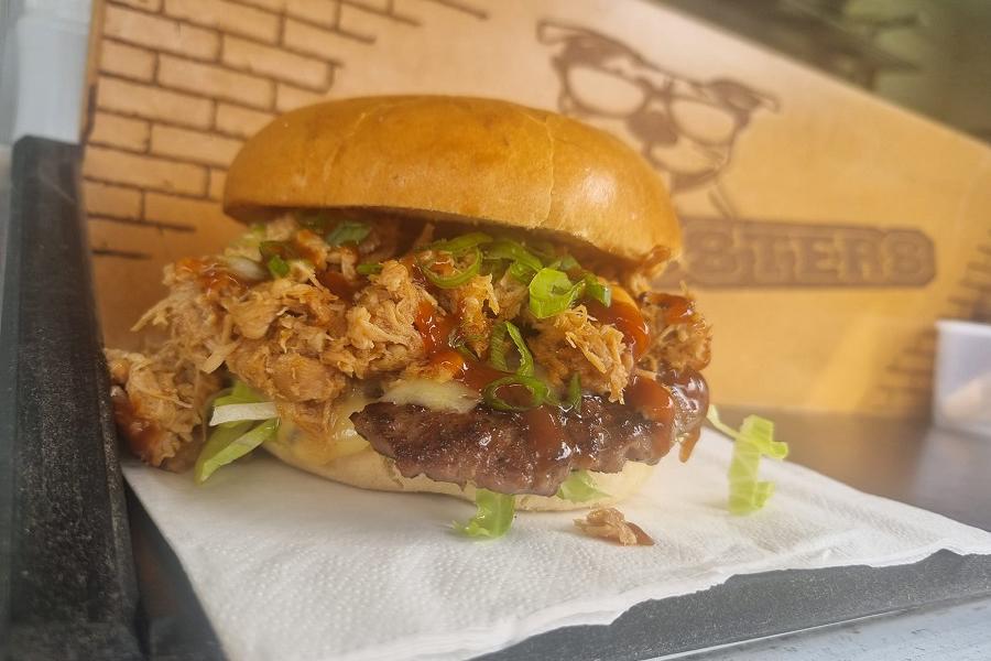 Pulled meat burger at Busters