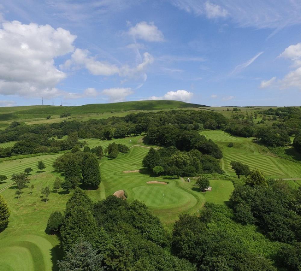 Ponty golf banner